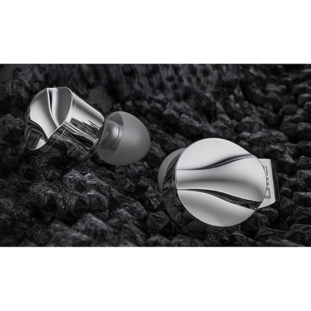 FD15 Silver Fiio