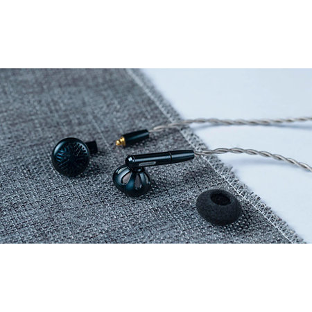 FF5 Fiio