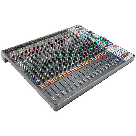 SoundCraft Signature Plus 22