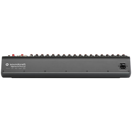 Signature Plus 22 SoundCraft