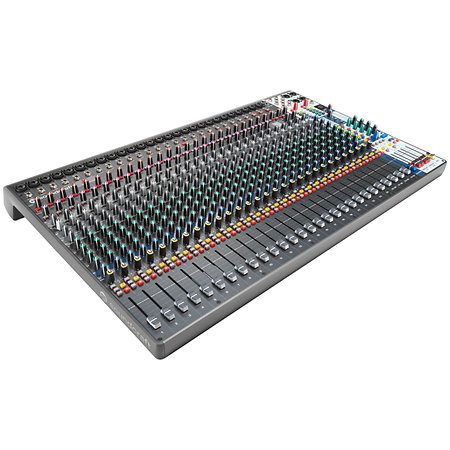SoundCraft Signature Plus 32
