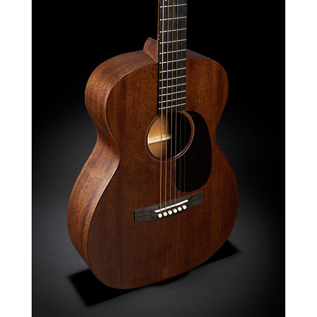 0-17 + Etui Martin Guitars