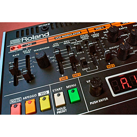 Jupiter-08 Roland