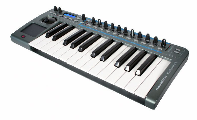 XIOSYNTH 25 ****** Novation
