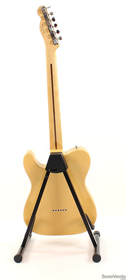 Classic Player Baja Telecaster - Blonde Fender