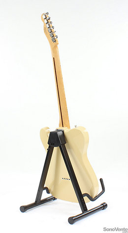 Classic Player Baja Telecaster - Desert Sand Fender