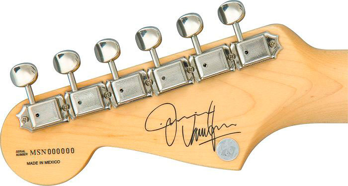 Signature J.Vaughan - White Fender