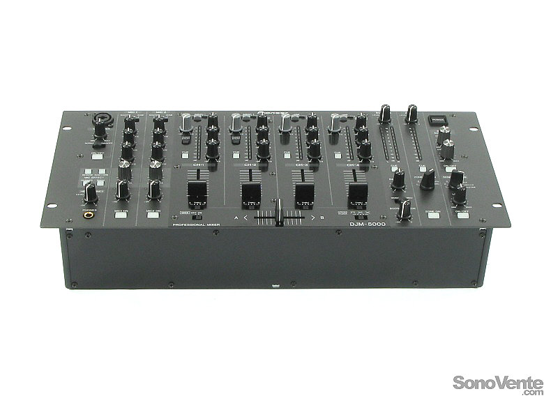 DJM  : Table de Mixage  Pioneer DJ   SonoVente.com