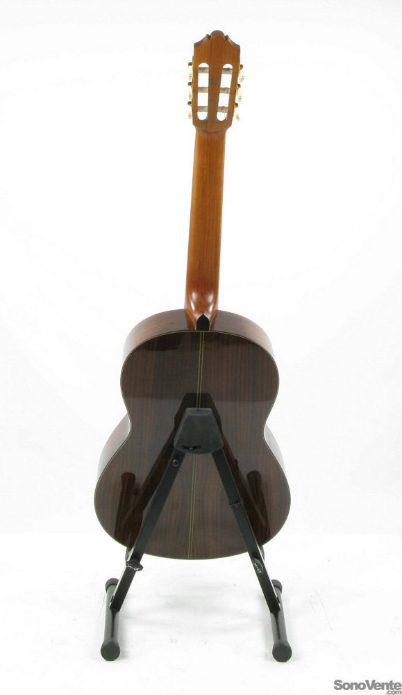 Yamaha CG192C - Guitare classique 4/4 SonoVente.com