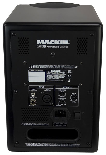 Mackie MR5 (La Pièce) ****