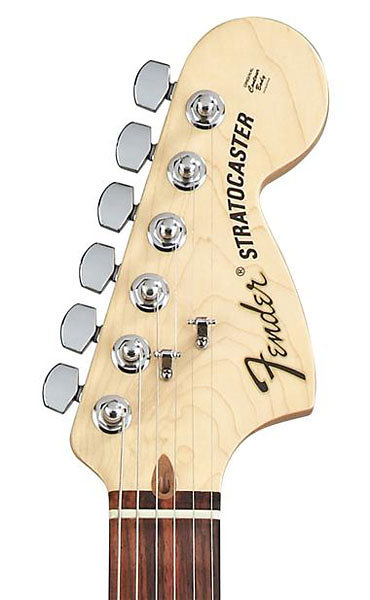 Highway One™ Stratocaster HSS 3 Tons Sunburst Fender