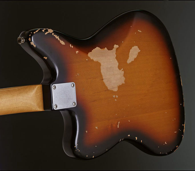 Fender Kurt Cobain Jaguar 3 Color Sunburst Guitare Signature