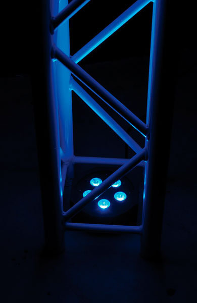 Mega TRIPAR Profile ADJ