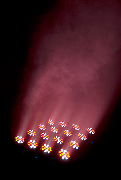 LEG-412 Chauvet DJ