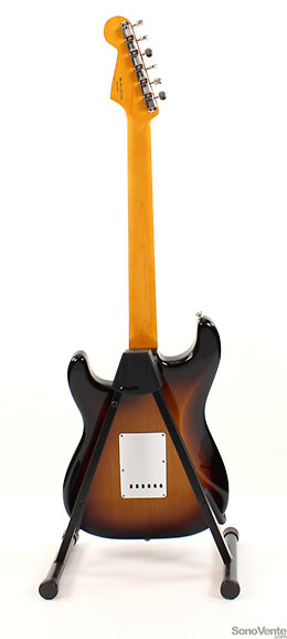 Classic 60s Stratocaster Lacquer Sunburst Fender