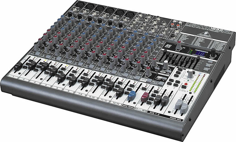 Behringer Xenyx 1832Fx