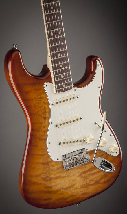 Fender Select Stratocaster Exotic Maple Quilt