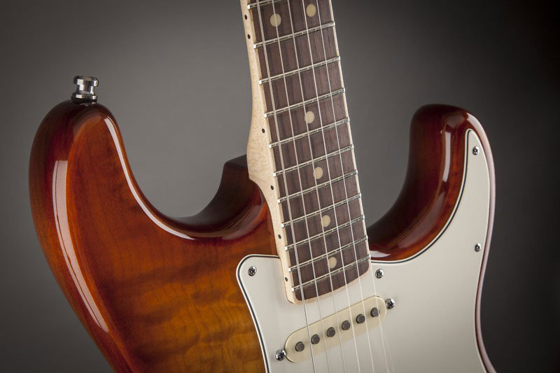 Select Stratocaster Exotic Maple Quilt Fender
