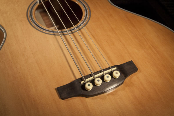 GB72CE-NAT Takamine
