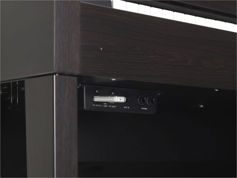 CLP-575R Yamaha