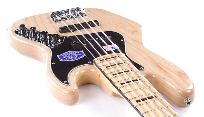American Deluxe Jazz Bass V Ash Maple White Blonde Fender