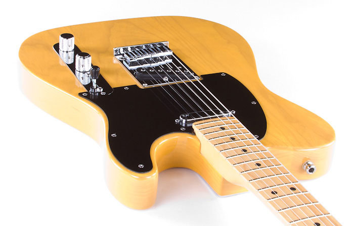 American Deluxe Telecaster Ash Butterscotch Blonde Fender
