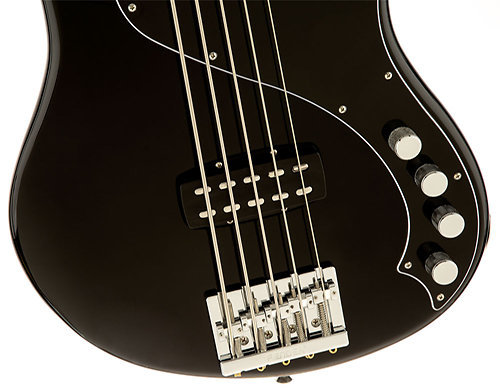 Deluxe Dimension Bass V Black Fender
