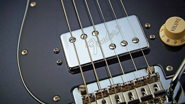 Classic Player Strat HH Bound Rosewood Dark Mercedes Blue Fender