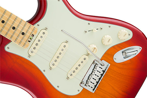 American Elite Stratocaster Maple Aged Cherry Burst Fender
