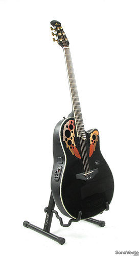 CC44-5 CELEBRITY Black Ovation