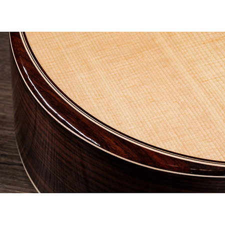 814Ce + Etui Taylor