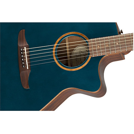 Newporter Classic Cosmic Turquoise Fender