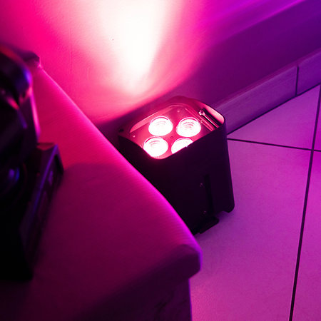 EZ-BOX 4x15W BoomTone DJ