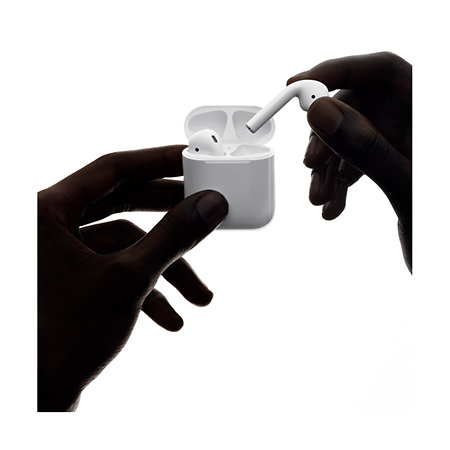 AirPods Apple