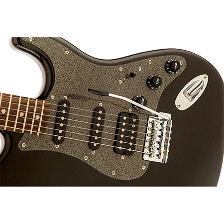 Affinity Strat HSS Montego + HT5R Black Bundle Blackstar