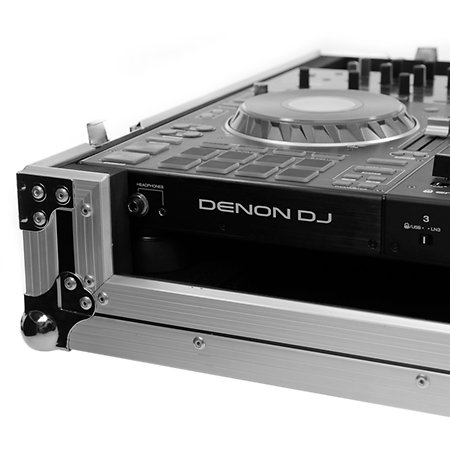 Prime 4 + Flight Denon DJ