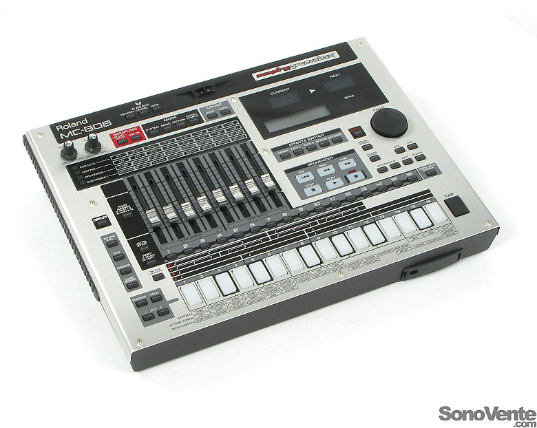 MC 808 NEW Roland