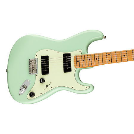 Noventa Stratocaster MN Surf Green Fender