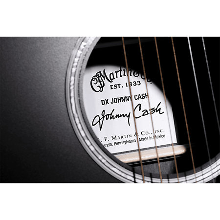 Martin Guitars DX Johnny Cash + Housse