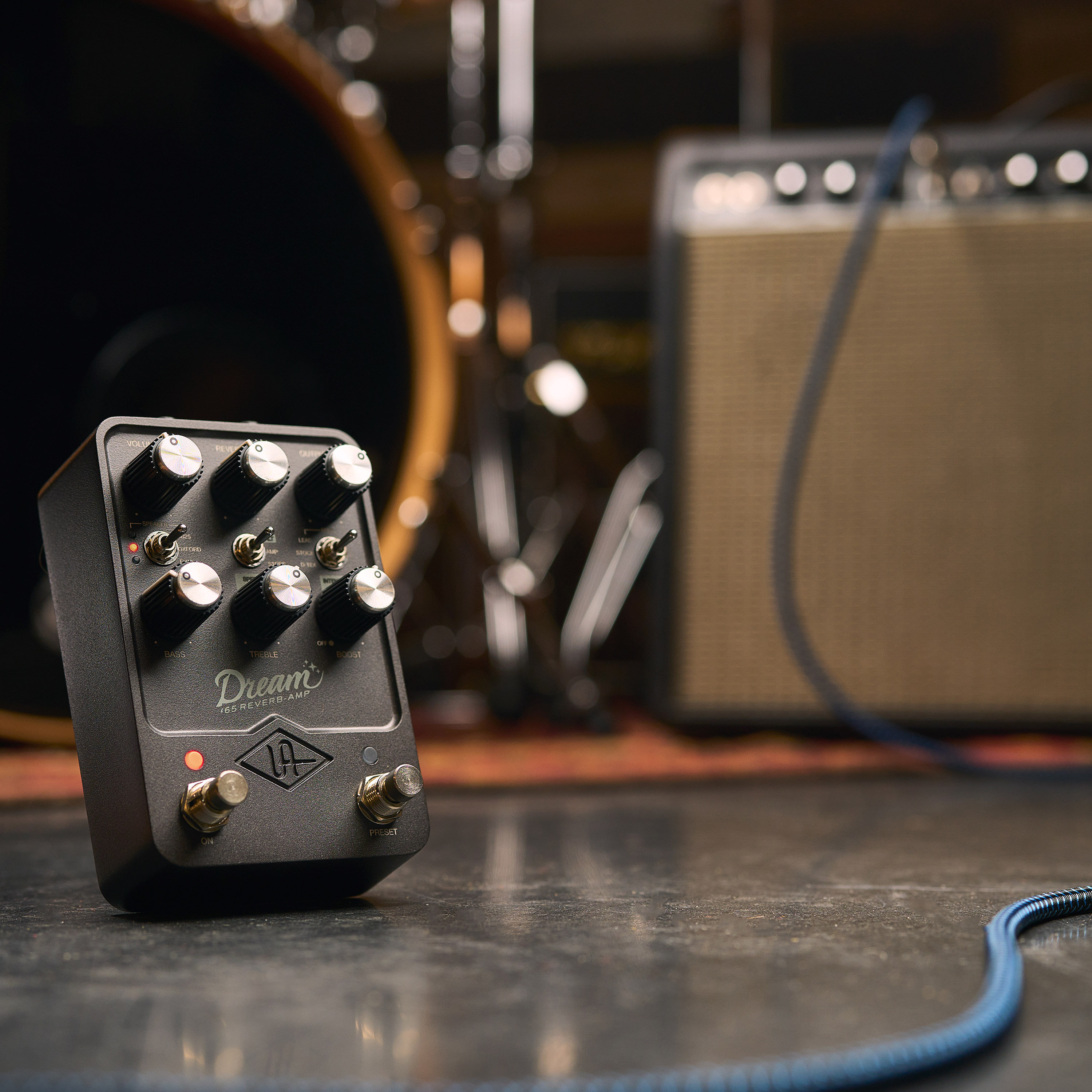 Universal Audio UAFX Dream '65 Reverb Amplifier - Effets Guitare ...