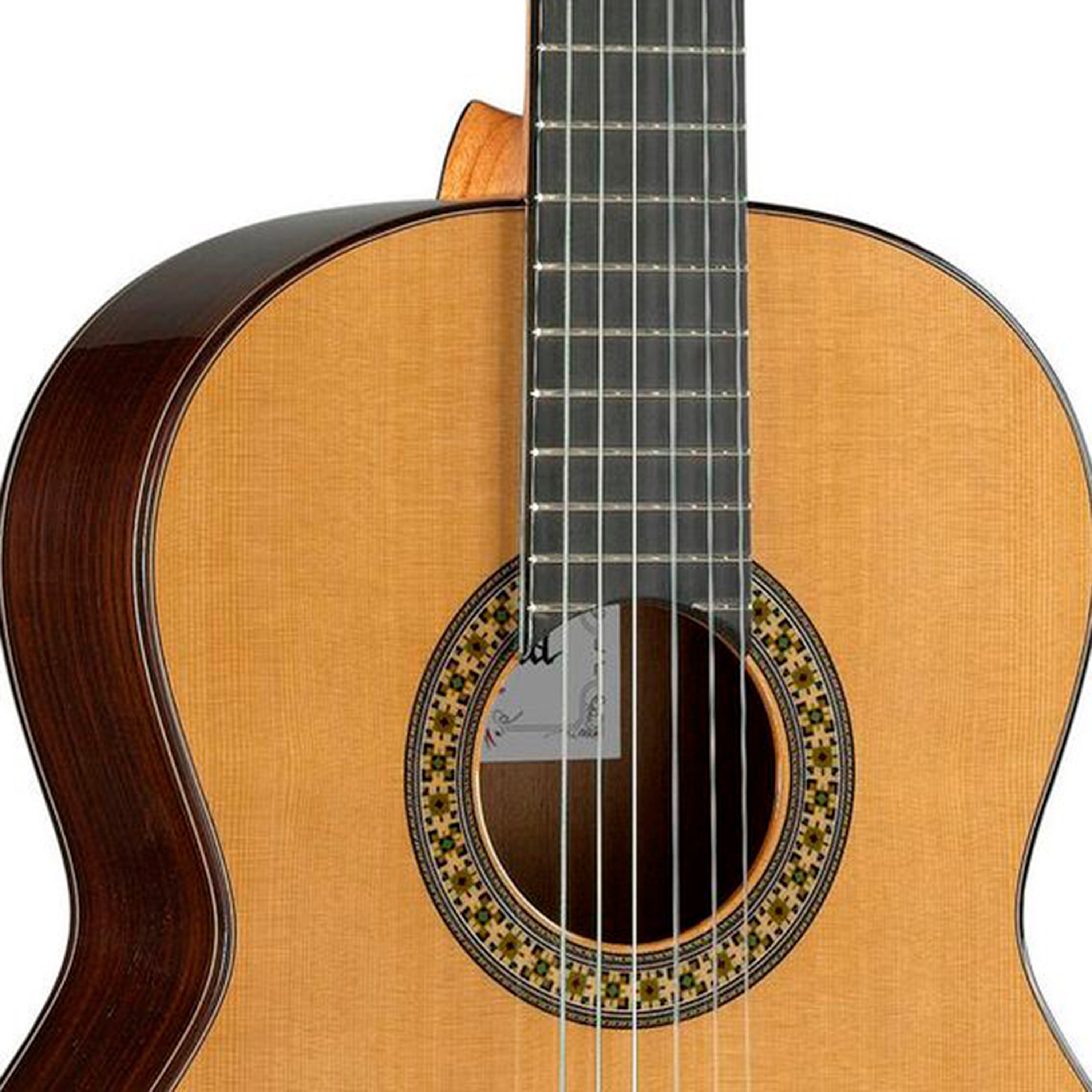 Alhambra 4P - Guitare Classique 4/4 SonoVente.com