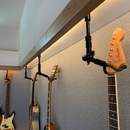 IO-SS1-G IO-Equipped String Swing Guitar Hanger, Long Triad-Orbit