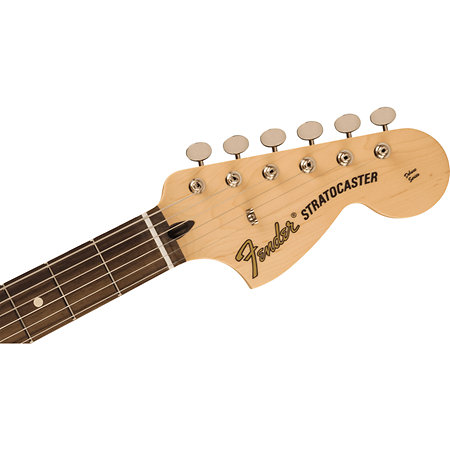 Limited Edition Tom Delonge Stratocaster Daphne Blue Fender