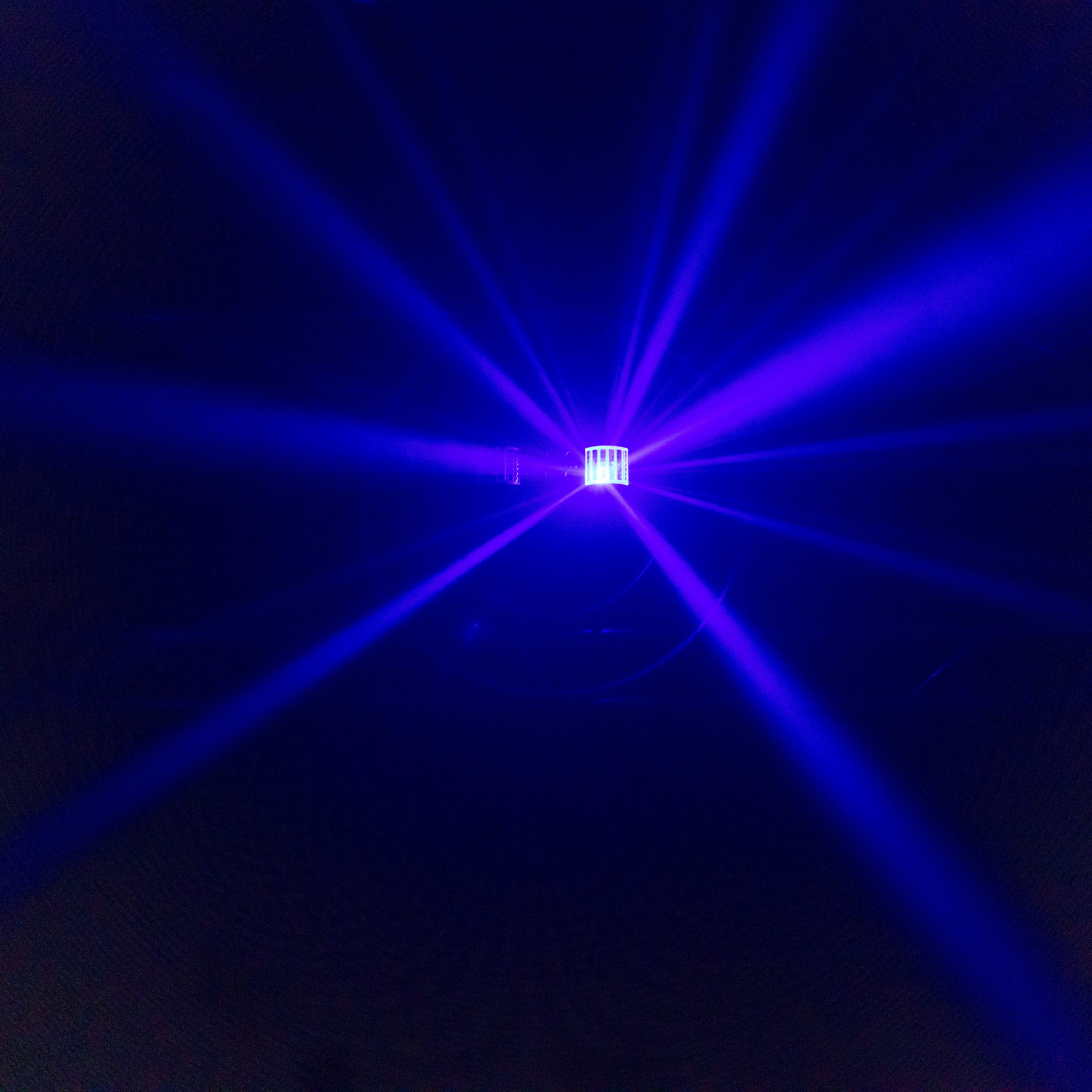BoomTone DJ Twin Derby - Effets à LED BoomTone DJ Twin Derby - Effets à LED