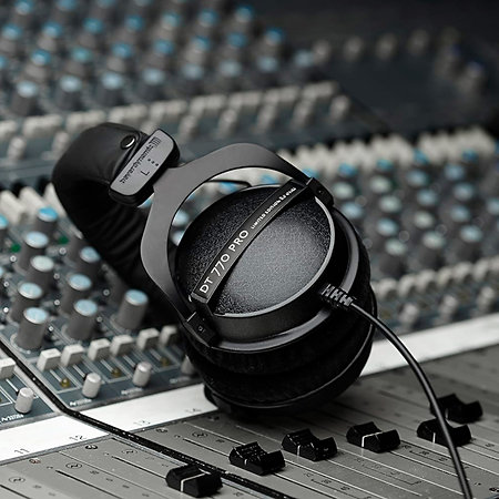 DT770 PRO-LB 80 Black Edition Beyerdynamic