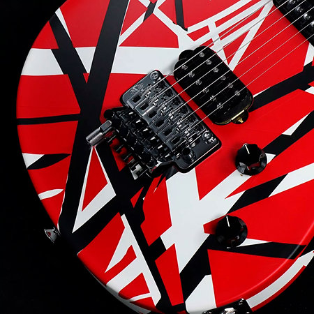 Wolfgang Special Striped Series Red, Black, White + Housse EVH