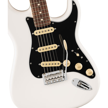 Player II Stratocaster RW Polar White Fender