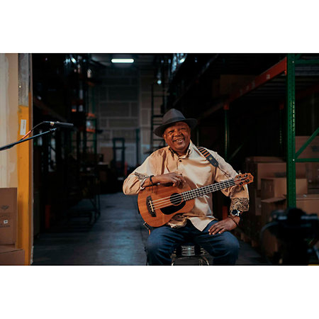 Bakithi Kumalo Signature U-Bass cordes filées + housse Kala